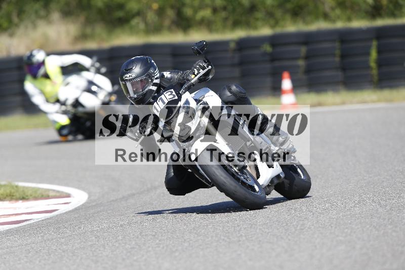 /Archiv-2025/48 25.08.2025 Cornu Master School ADR/gruen-vert/113